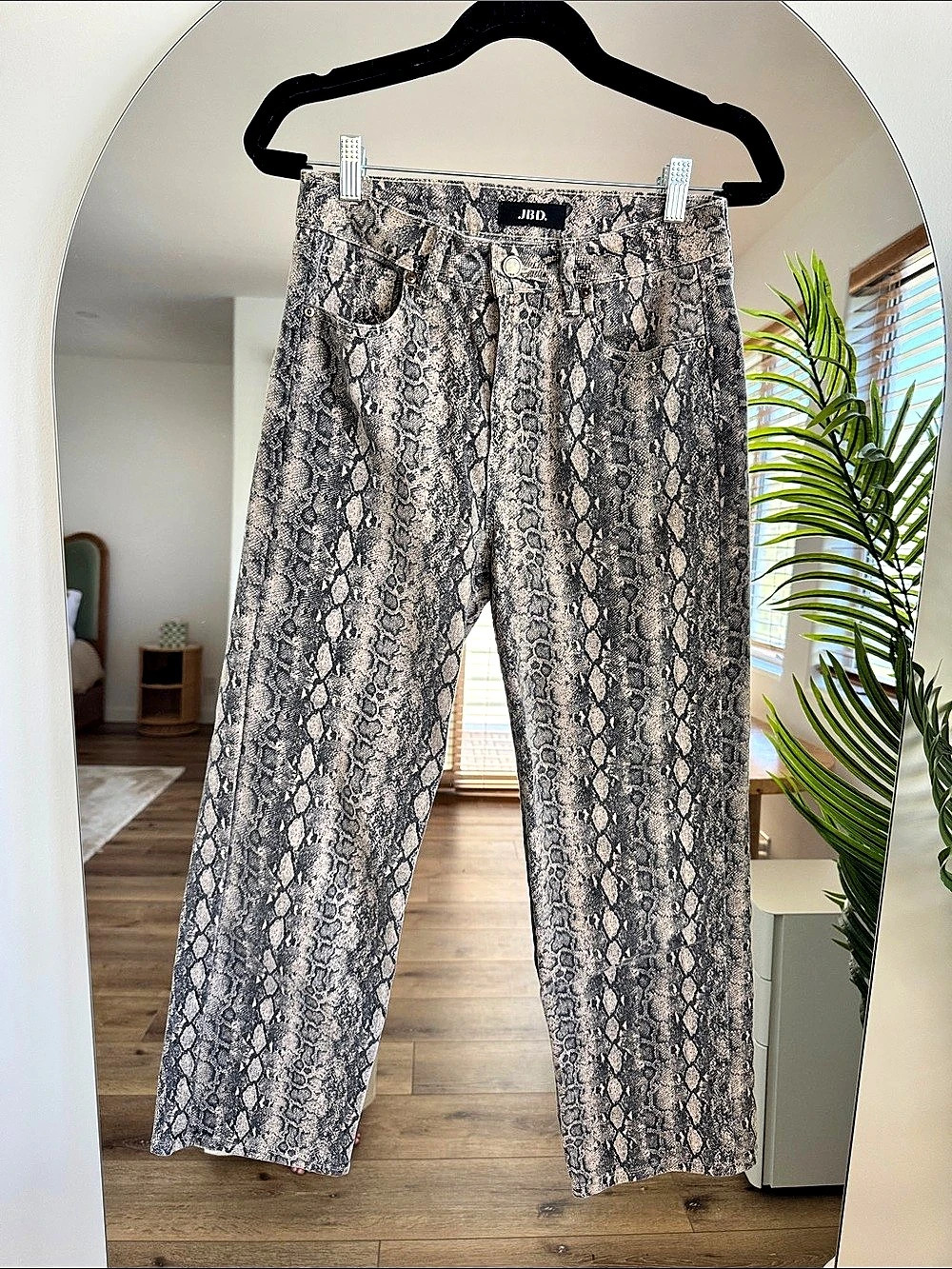 Just Black Denim - Snake Print Straight Leg Jeans Waist 27 Like New